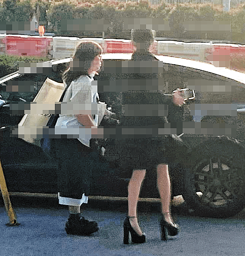 被封“TVB发电机”！消失2年傍上富商，住上亿豪宅开好车！出道9年勾15男找接盘？（组图） - 2