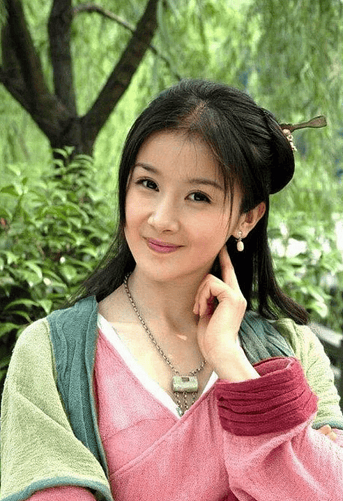 孙菲菲自曝曾为挽救婚姻做过亲子鉴定:他从来不抱孩子,一副很嫌弃的样子(组图) - 1