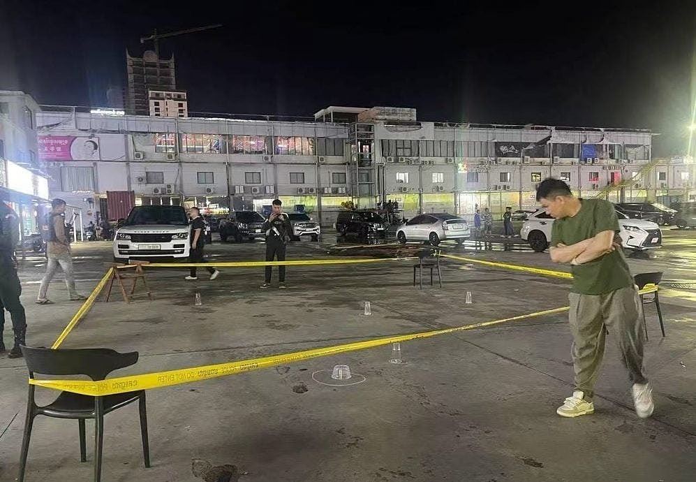 柬埔寨两批中国人街头枪战,路人惊慌逃窜,警拘47人疑涉商业纠纷(组图) - 3