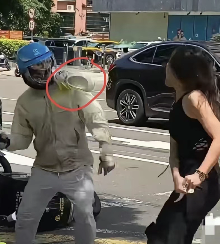 “小仙女”暴打外卖员后“摇人”替自己顶包？恶臭嘴脸和生活照对比太反差（组图） - 4