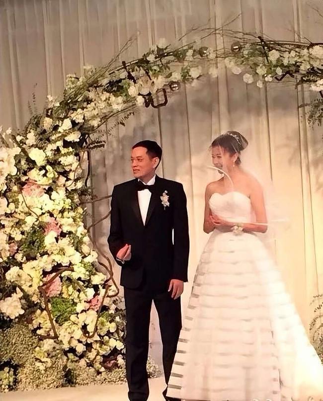 中国女星自曝嫁给伪豪门，劝诫女生别未婚先孕（组图） - 1