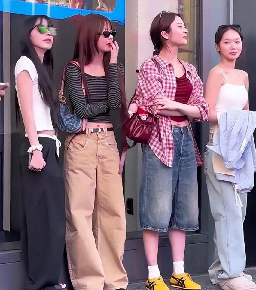 韩女团未精修照片曝光！网友：随便找个普通女生都比她们好看！（组图） - 2