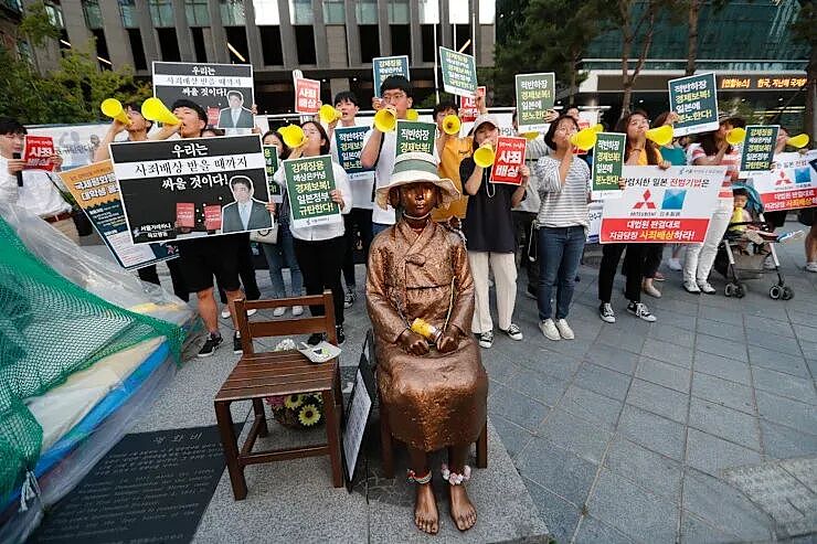 日本反对,韩国也不支持,中国 “慰安妇” 雕像在澳洲无处安身!(组图) - 3