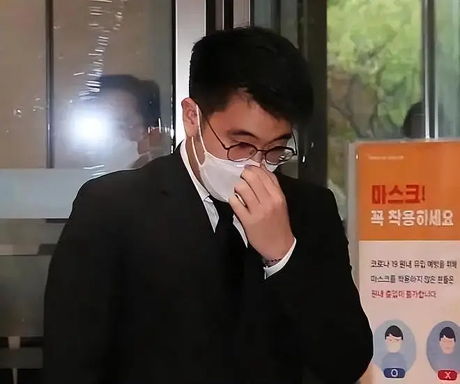 三星25岁废太子入伍！疑从小不成器被多所学校劝退大学没念完，放弃美籍回韩服役洗白黑历史？（组图） - 15