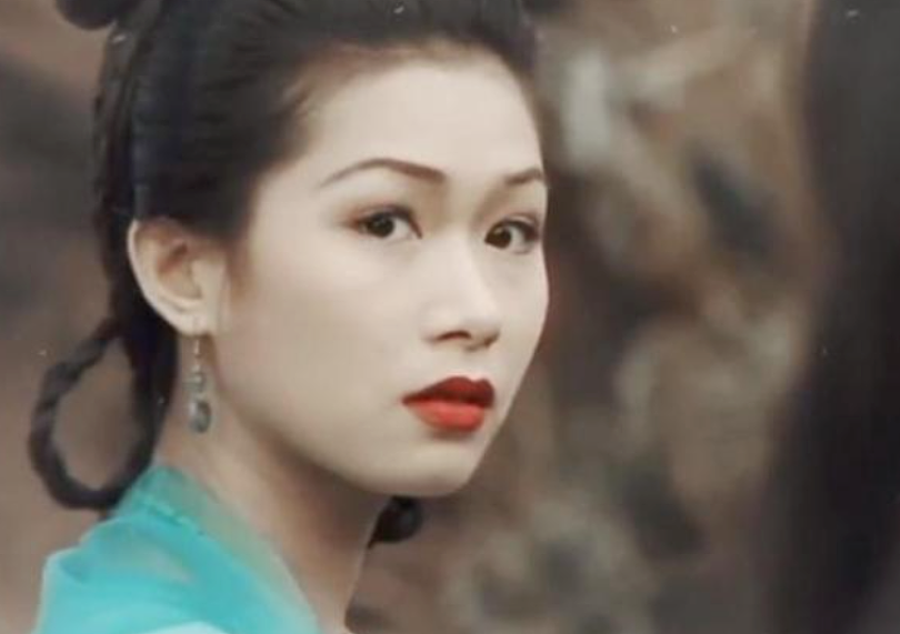 神隐多年重回TVB！师奶杀手狂勾女星，夜店被打负面缠身急流勇退，今回巢演戏拍拖3天娶小娇妻？（组图） - 12