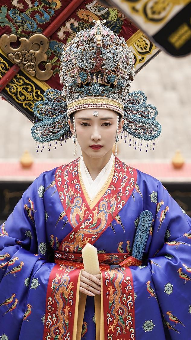 “自带苦相”的5位女星越看越丧,五官漂亮却演啥都苦情,太吃亏(组图) - 34