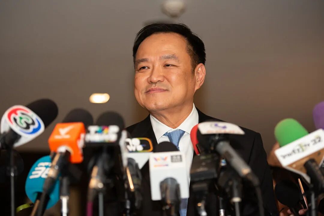 泰国政坛洗牌:大麻推手上台,他信王朝落幕?(组图) - 2
