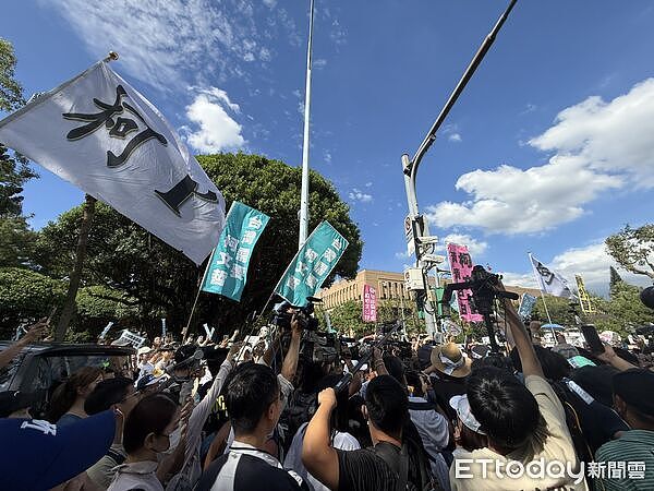 轰绿营糟蹋柯文哲!他警告羁押庭1情况,“恐引发暴动”:别引火自焚(组图) - 2