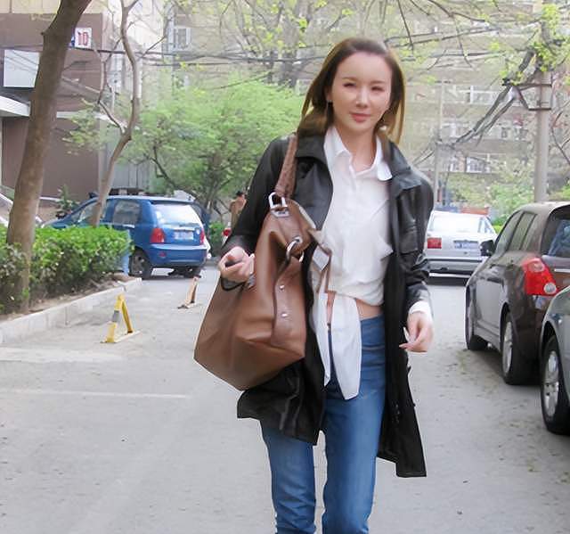 43岁孙菲菲官宣离婚，自曝吃了未婚先孕的亏（组图） - 15