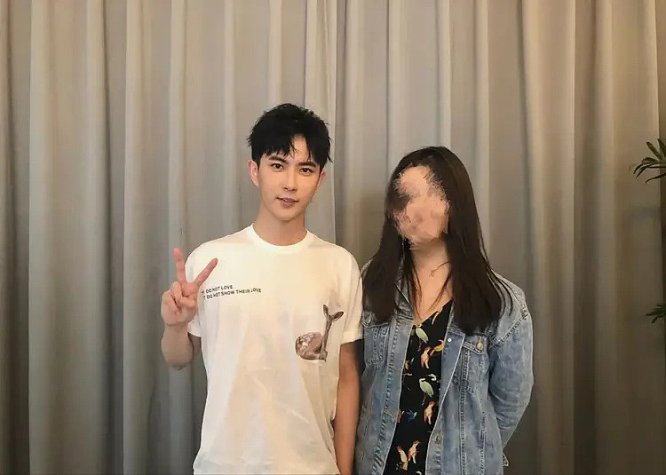 疑于朦胧表哥发声，推翻狗仔爆料多个细节，人民法治终于发声（组图） - 1