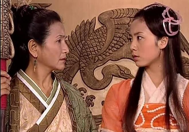 黄多多颜值被赞,孙莉功不可没:曾经的唐人一姐,年轻时到底多美(组图) - 14