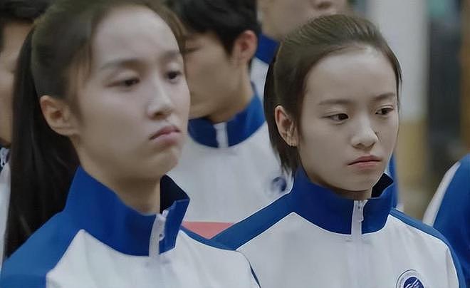 “自带苦相”的5位女星越看越丧,五官漂亮却演啥都苦情,太吃亏(组图) - 3