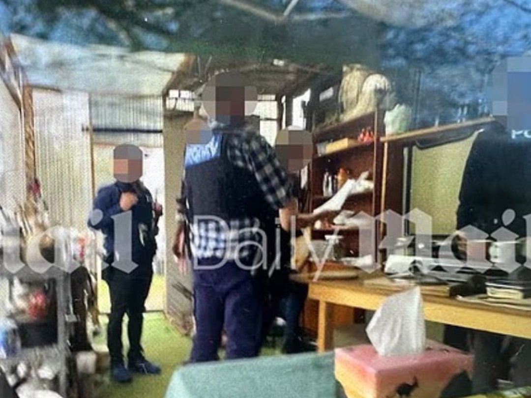 悬赏100万！澳新警方联手，史上最大规模搜捕！竟有人把他当英雄（组图） - 5