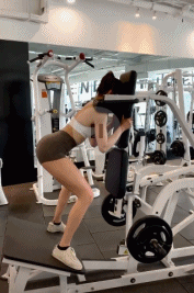 【美女】90后上海女私教晒照,98cm+的蜜桃翘臀,你愿意买她的课吗?(组图) - 5