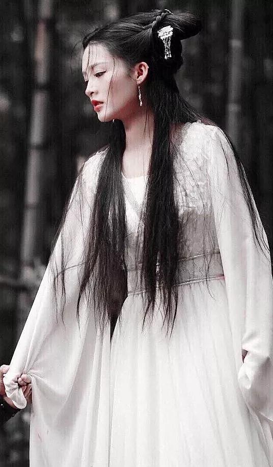 “自带苦相”的5位女星越看越丧,五官漂亮却演啥都苦情,太吃亏(组图) - 31