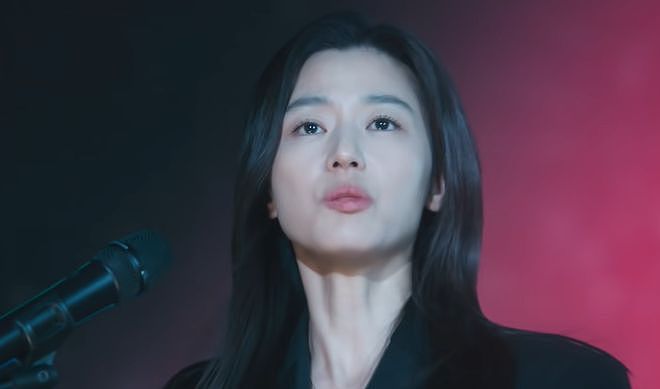全智贤新剧口碑崩了!对中国充满恶意,取景专门拍脏乱差抹黑大连(组图) - 17