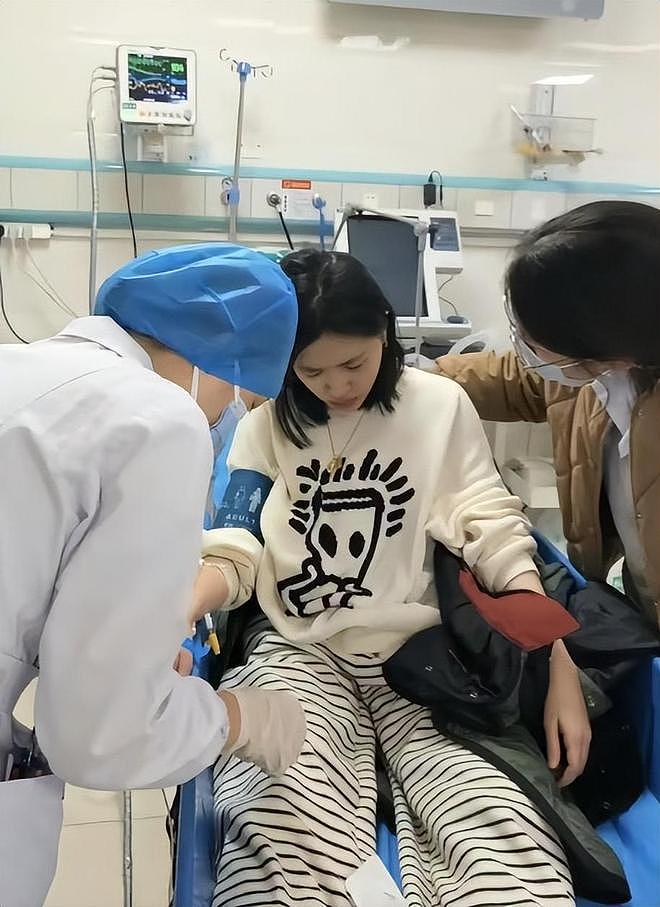 三只羊复播！嘴哥紧张，乔妹瘦了，小杨哥缺席，小黄在外网爆红（组图） - 11