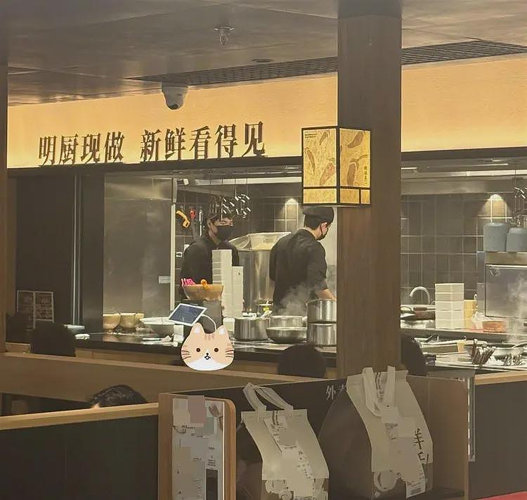 7分钟上齐3道菜，太二酸菜鱼“活鱼现做”遭质疑，客服回应（组图） - 2
