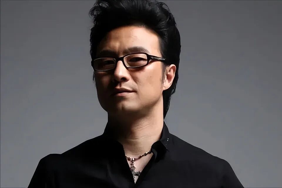 汪峰再次被葛荟婕炮轰,要他赌博输到老无所依,撕开他的遮羞布(组图) - 7