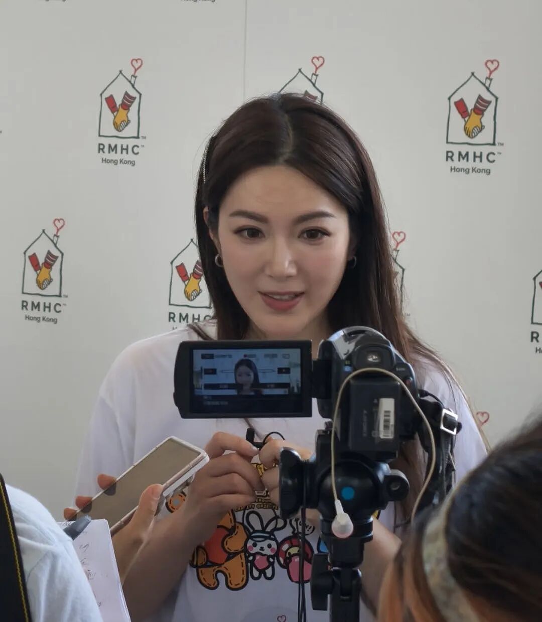 42岁女星承认:7年豪门婚姻走到尽头(组图) - 6