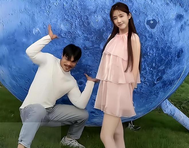 三只羊复播！嘴哥紧张，乔妹瘦了，小杨哥缺席，小黄在外网爆红（组图） - 7