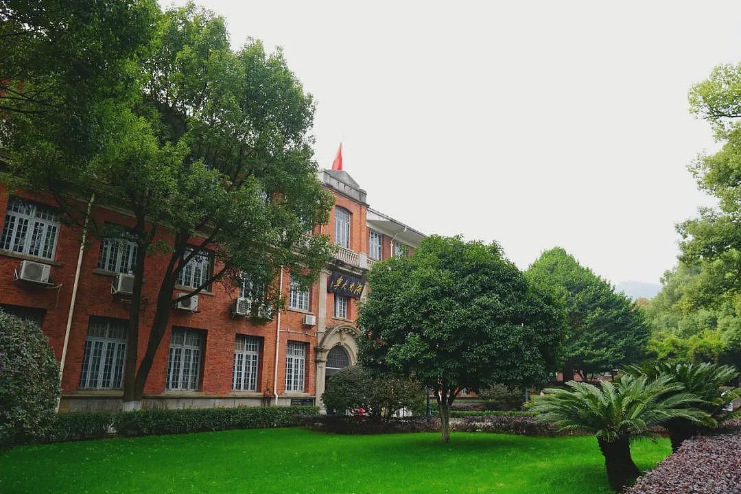 中国最快乐的城市，工资5000活出50000的快乐（组图） - 15