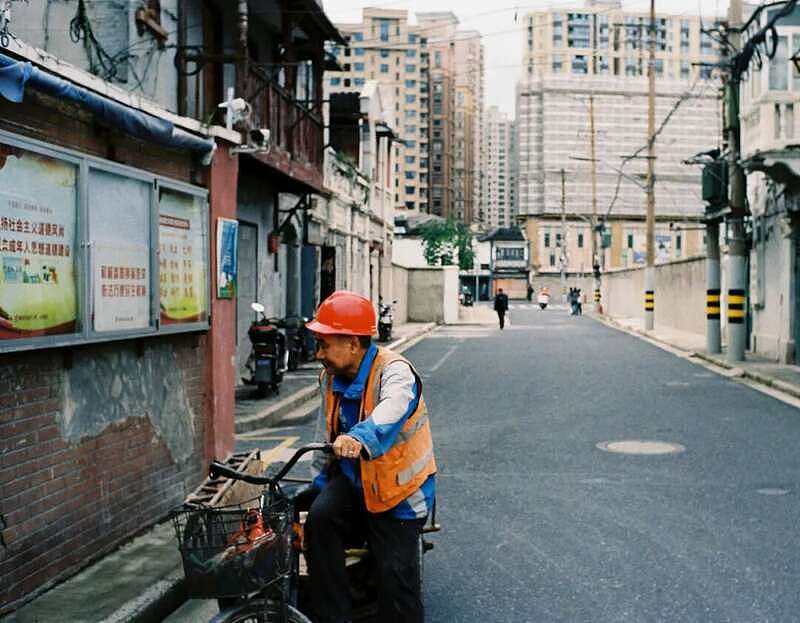 中国城市打工人，花十几万回村给父母补缴社保（组图） - 3