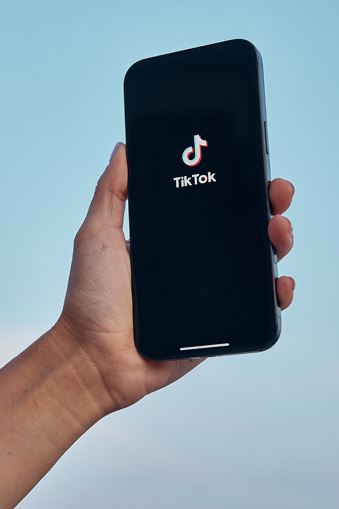TikTok交易细节浮出水面,特朗普再次延长最后期限(图) - 1