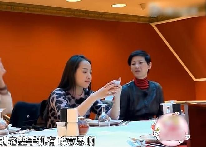 58岁徐帆与冯小刚离婚？徐帆回应了，19岁女儿徐朵也发声（组图） - 13