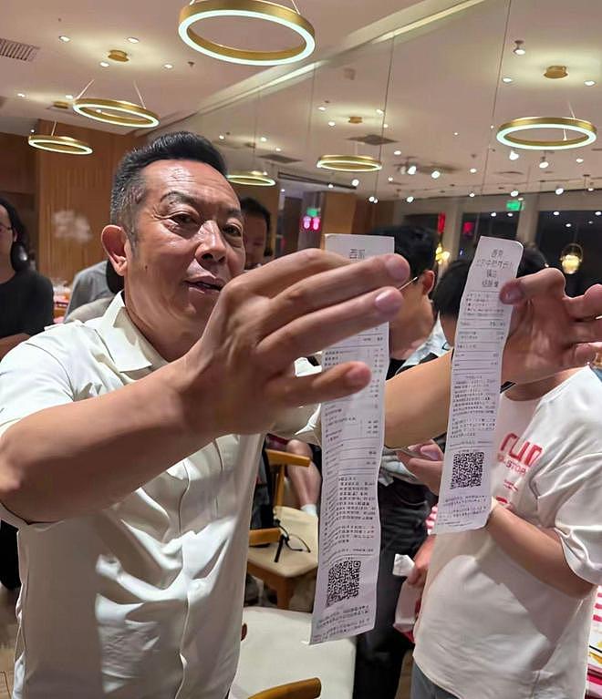 再添波澜!西贝合伙人大卫口出狂言,胡锡进评西贝公关差,真相是?(组图) - 7