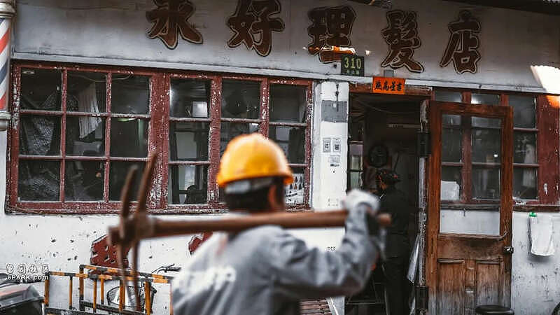中国城市打工人，花十几万回村给父母补缴社保（组图） - 11