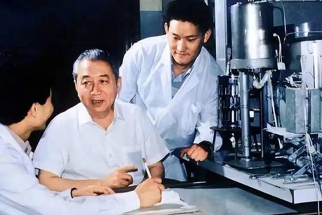 2万名科学家集体离美，美国成人才坟场？外媒破防：给中国做嫁衣（组图） - 2