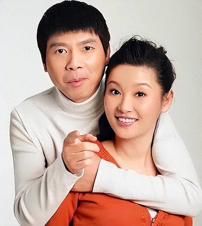 58岁徐帆与冯小刚离婚？徐帆回应了，19岁女儿徐朵也发声（组图） - 1