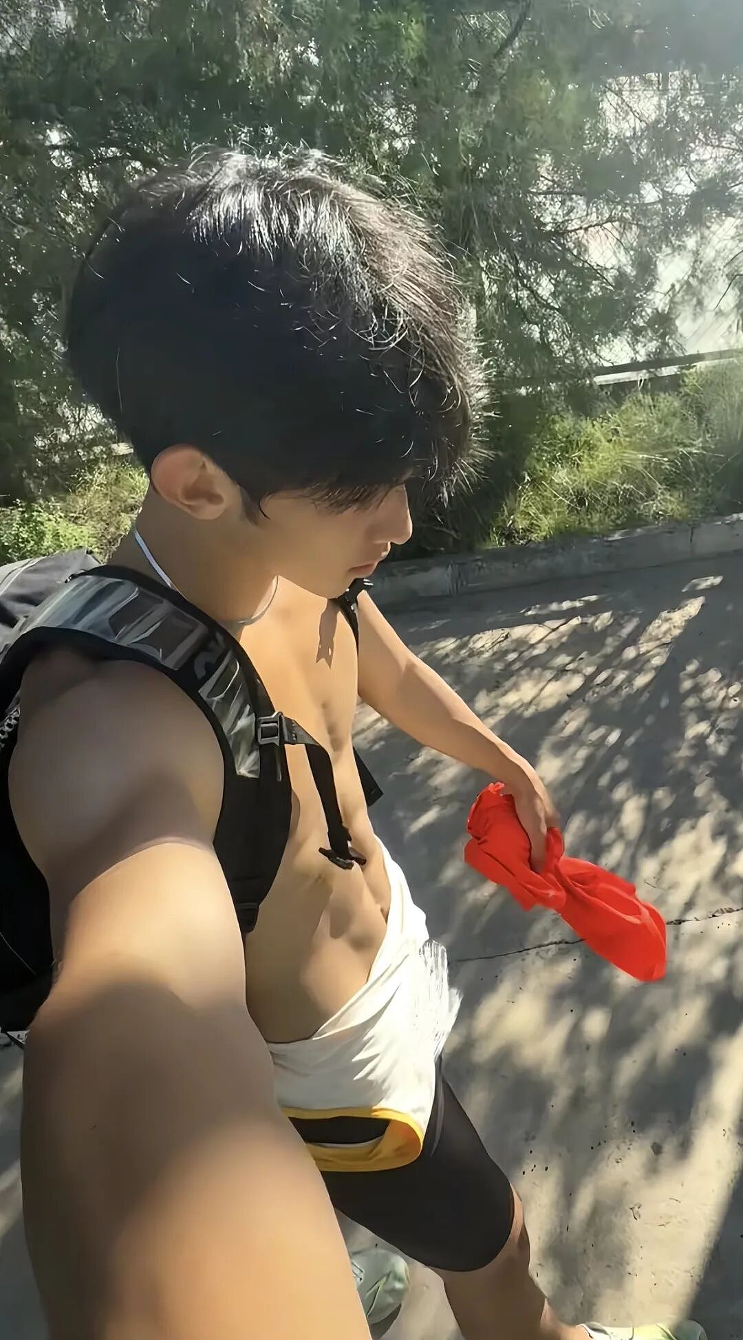 【帅哥】189田径钻石男高体育生,硬挺腹肌打桩超持久...(组图) - 4