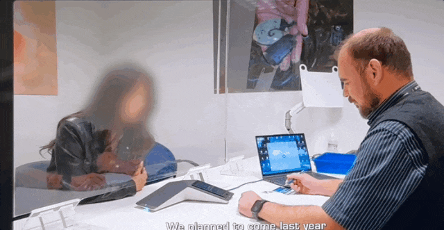 背着丈夫去新西兰约会？中国女子刚入境，就被遣返！“两人订了一张床的房间”……（组图） - 4