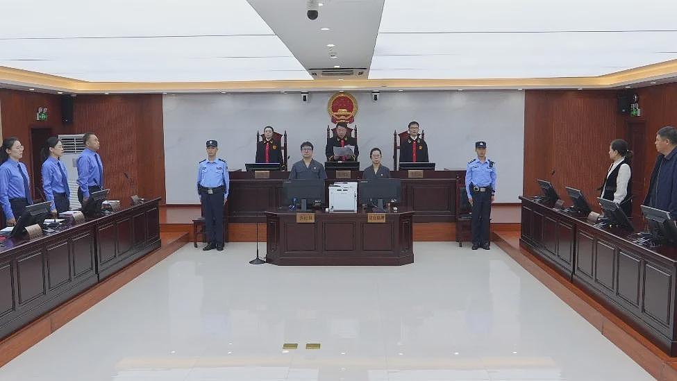 李传良被通缉1年后不能到案，此前被曝涉案超31亿（组图） - 1