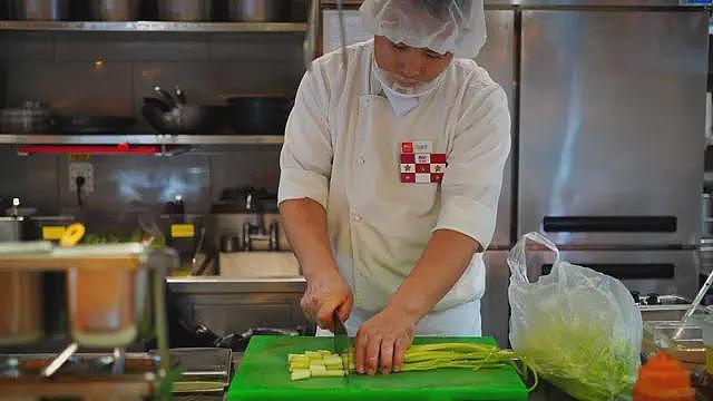 西贝“预制菜”风波:民众和餐饮专家在关心什么?(组图) - 3