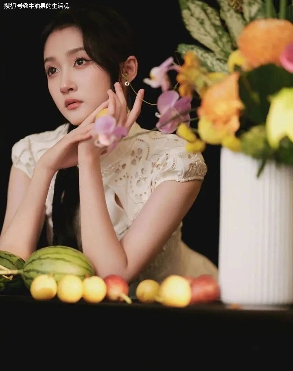 关晓彤过28岁生日鹿晗没送祝福，一年没有互动（组图） - 6