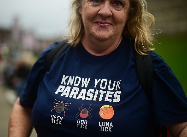 特朗普访英,对凯特一见倾心!牵着梅拉尼娅狂夸威尔士王妃“实在太美”,威廉全程黑脸(组图) - 10