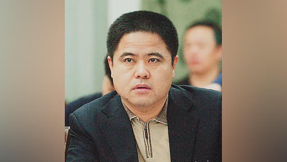 李传良被通缉1年后不能到案，此前被曝涉案超31亿（组图） - 2