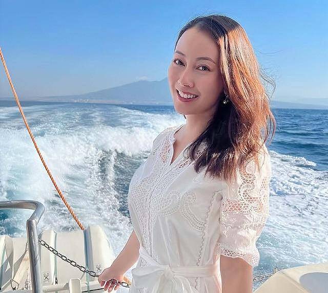 香港知名女星在网上售卖大尺度照片，疑似陷入经济困难（组图） - 5