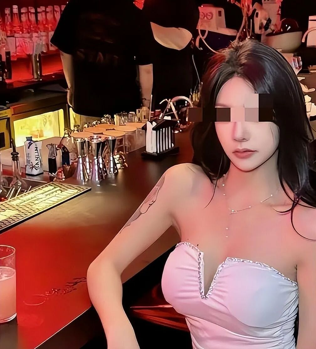 卖“原味”的闺蜜拿刀砍超美正主？2人认识过程+撕X视频被扒真狗血（组图） - 11
