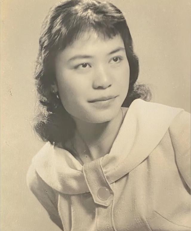 她一生跑龙套，拒绝求爱，87岁住老破小，凭啥成观众心中最美女神（组图） - 9