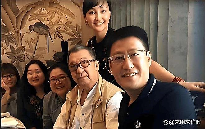 嫁给大13岁演员于震，婚后成家庭主妇的辛月，被丈夫一家宠成宝（组图） - 13