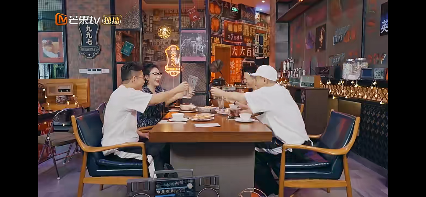 得罪半个娱乐圈，她还敢说真话吗？（组图） - 24