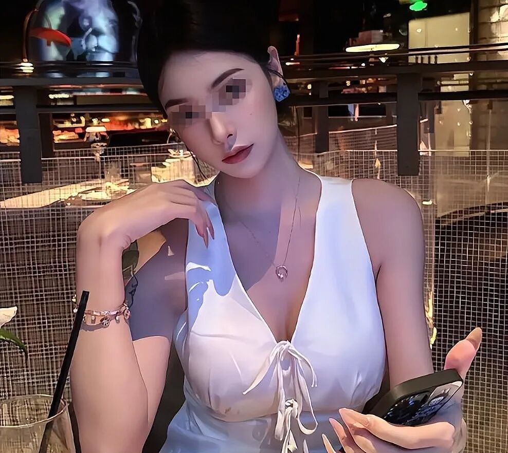 卖“原味”的闺蜜拿刀砍超美正主？2人认识过程+撕X视频被扒真狗血（组图） - 16