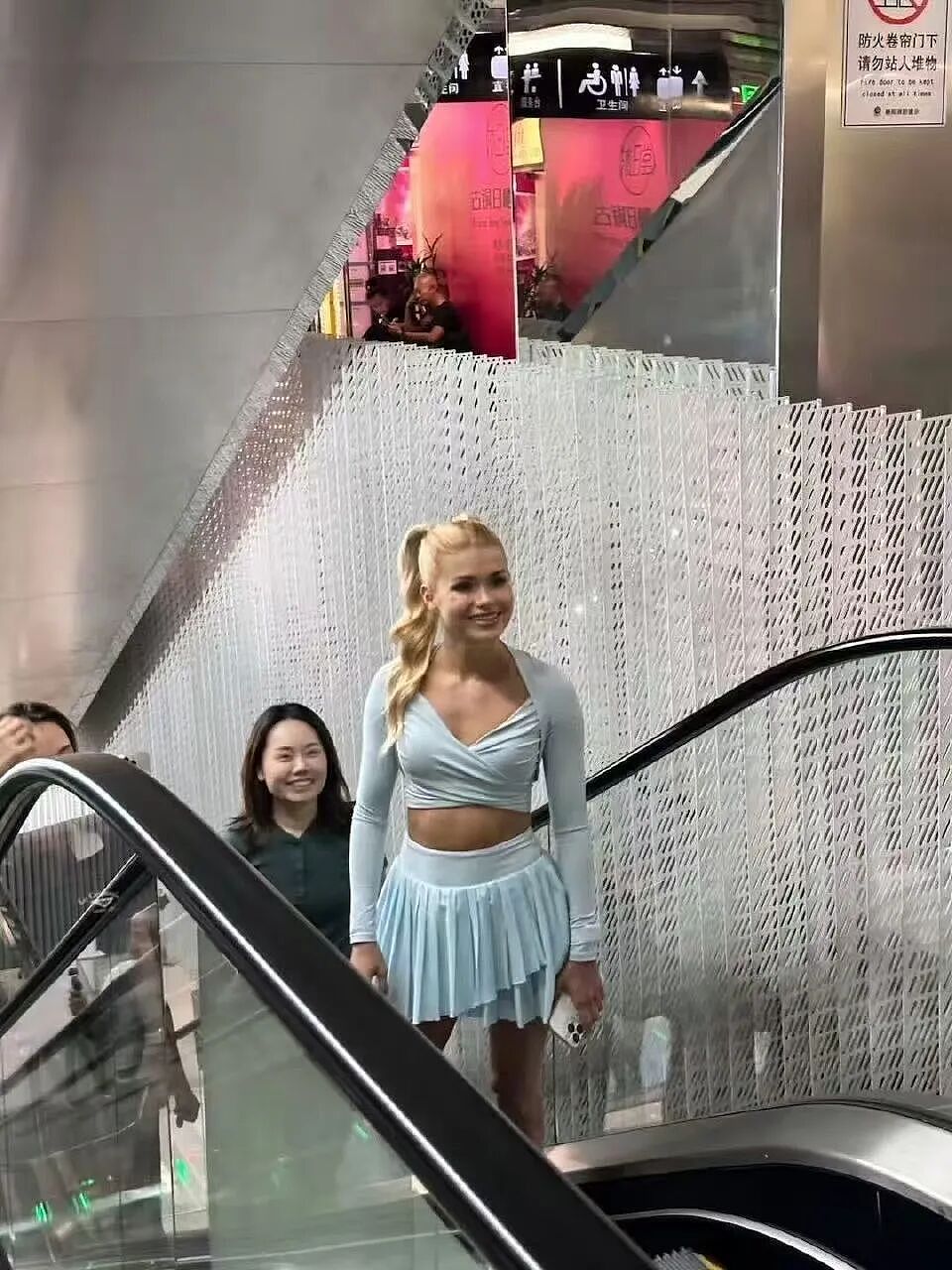 【爆笑】“跟领导聊天不小心暴露自己的属性......“ 哈哈哈哈哈哈我不行了！（组图） - 43