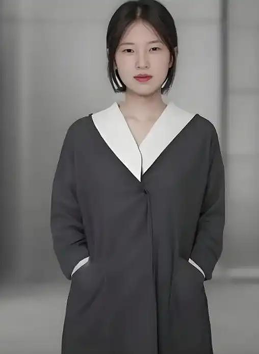 曝“数学天才”姜萍疑似成“黑丝网红”，广告一条5万，月入6位数（组图） - 22