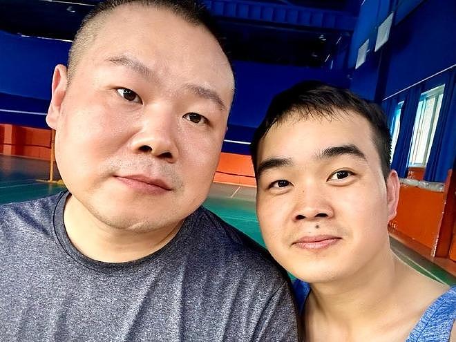 尚筱菊被师叔投喂，在线各种吐槽，岳云鹏欧洲巡演，这次该带他了（组图） - 1