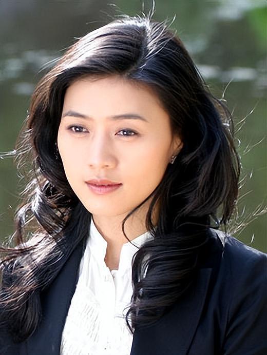 田海蓉隐婚后频现争议，昔日“蛇蝎美人”现状引关注（组图） - 22